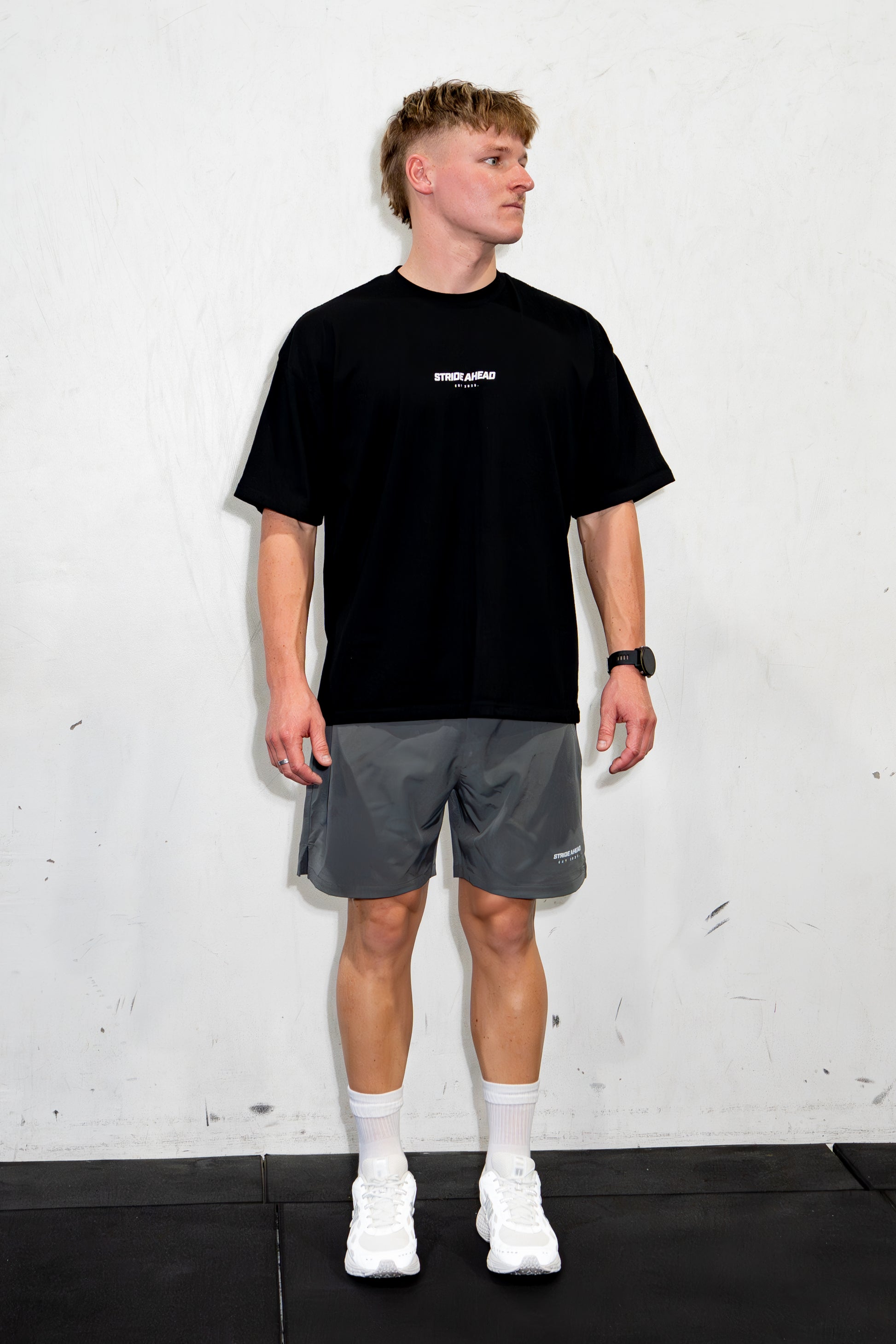 Classic Oversized Tee "Running Co" Black