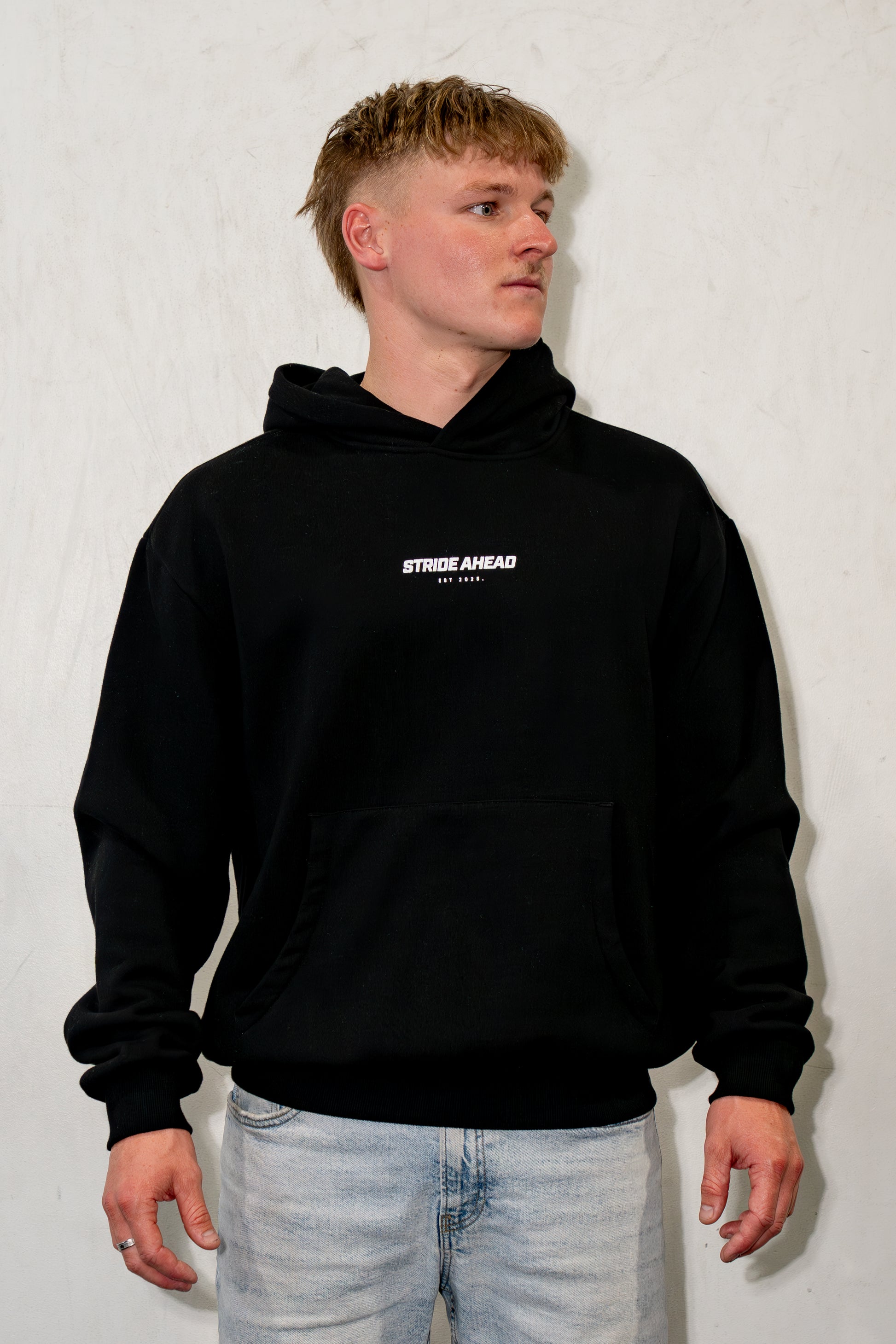 Box Hoodie "Running CO" Black